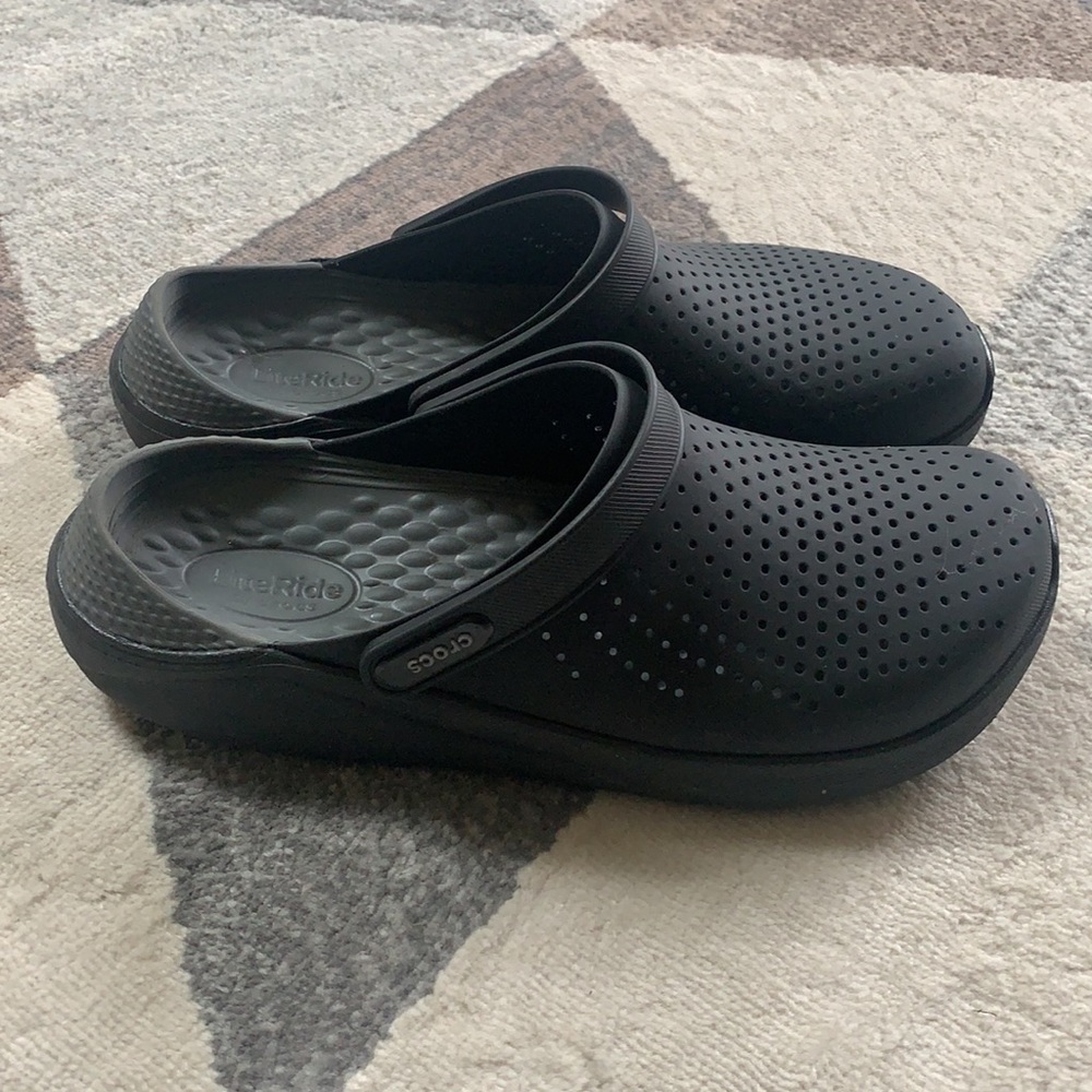 Lite Ride Crocs - Picture 3 of 4